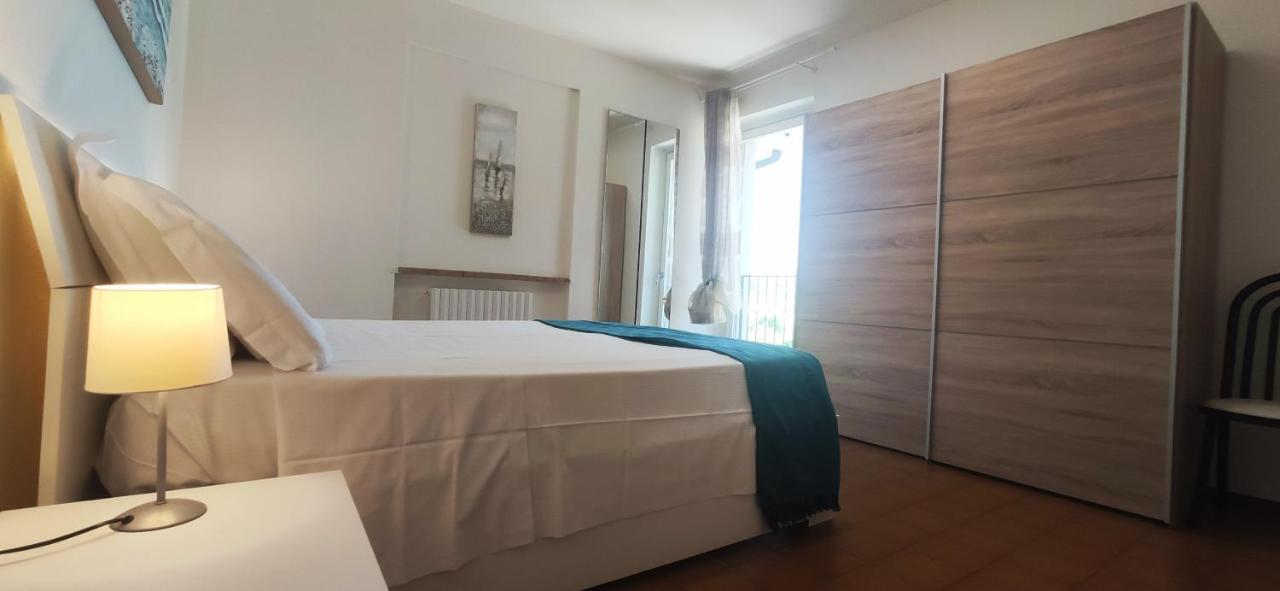 Sara Holiday Rentals バルドリーノ エクステリア 写真